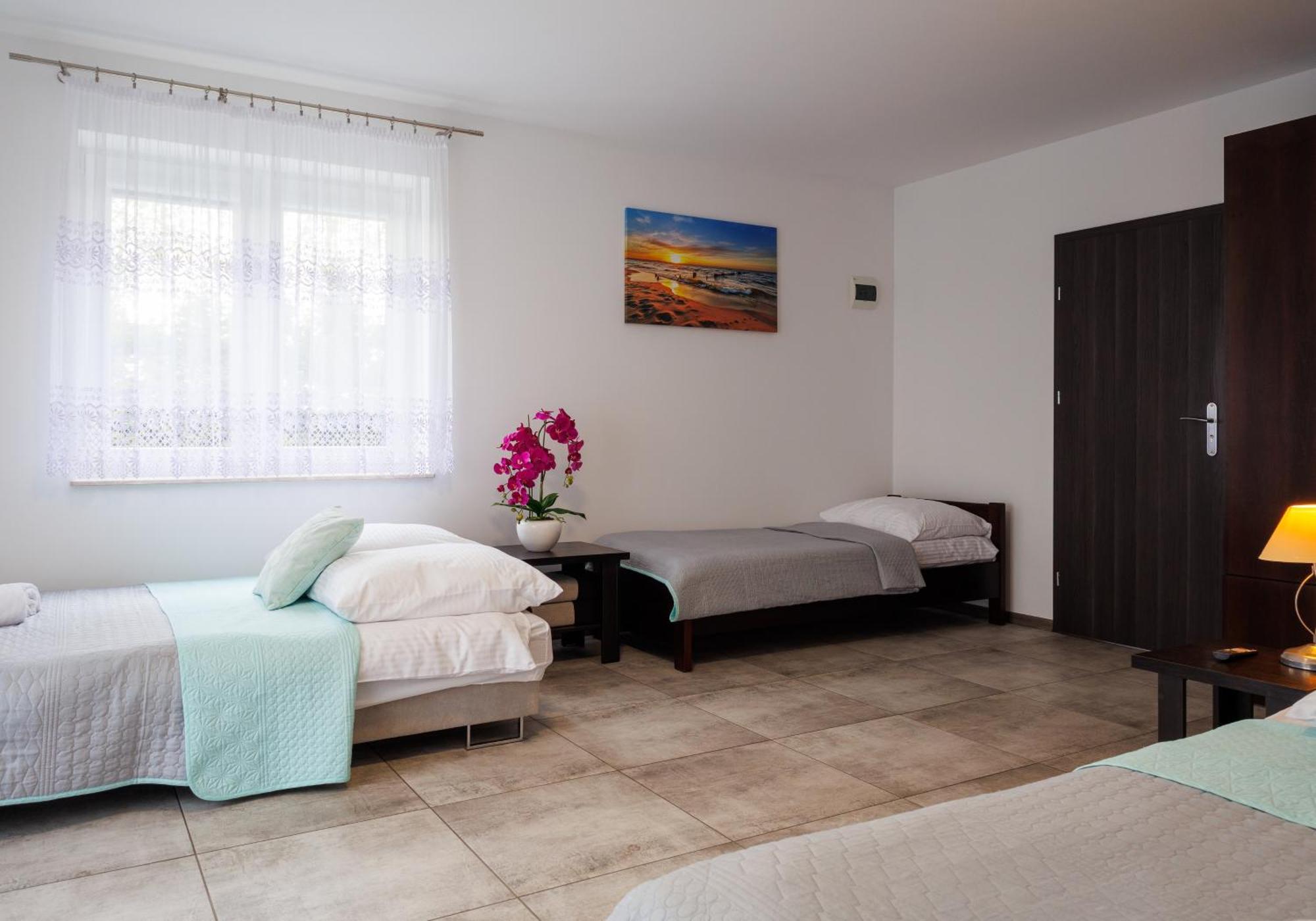 Pokoje Goscinne Lawendowy Dwor Mikoszewo Chambre photo